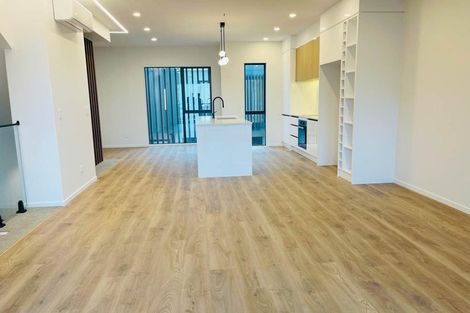 Photo of property in 18 Mina Way, Browns Bay, Auckland, 0630