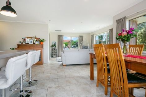 Photo of property in 176 Thornton Road, Cambridge, 3434