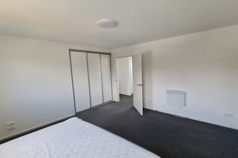 Photo of property in 28 Shand Crescent, Riccarton, Christchurch, 8041