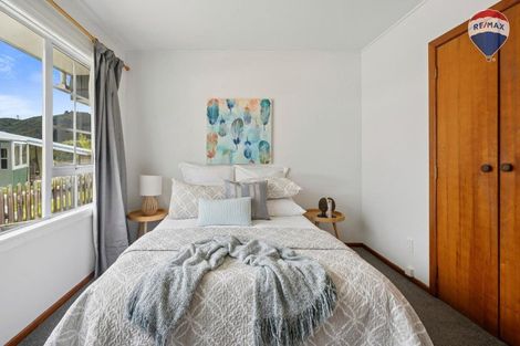 Photo of property in 87a Main Road, Wainuiomata, Lower Hutt, 5014