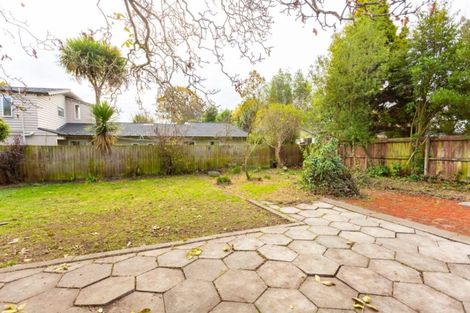 Photo of property in 121 Saint Martins Road, Saint Martins, Christchurch, 8022