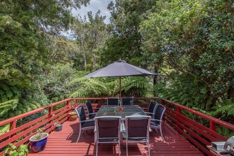 Photo of property in 9 Eugen Place, Bayview, Auckland, 0629