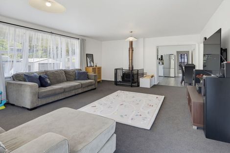 Photo of property in 51 Wairau Road, Picton, 7220