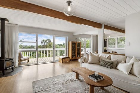 Photo of property in 2/35a Rangatira Road, Beach Haven, Auckland, 0626