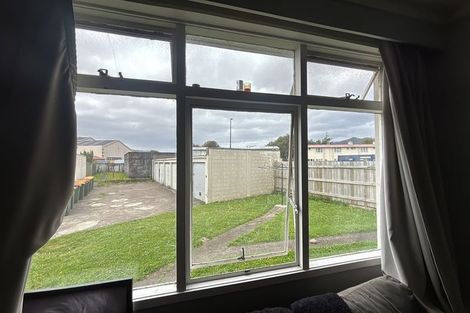 Photo of property in 13-17 Park Avenue, Epuni, Lower Hutt, 5011