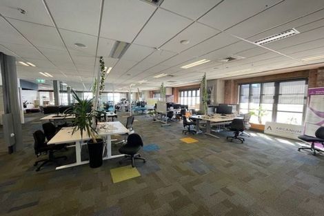 Photo of property in Nzx Centre, 13/11 Cable Street, Wellington Central, Wellington, 6011
