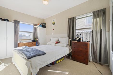 Photo of property in 73 West Coast Road, Glen Eden, Auckland, 0602