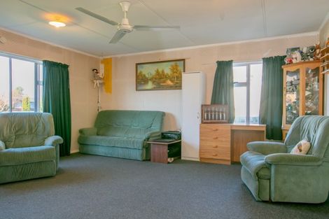 Photo of property in 39 Costley Street, Carterton, 5713