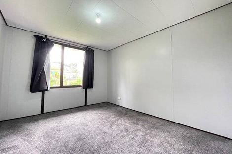 Photo of property in 510a Blockhouse Bay Road, Blockhouse Bay, Auckland, 0600