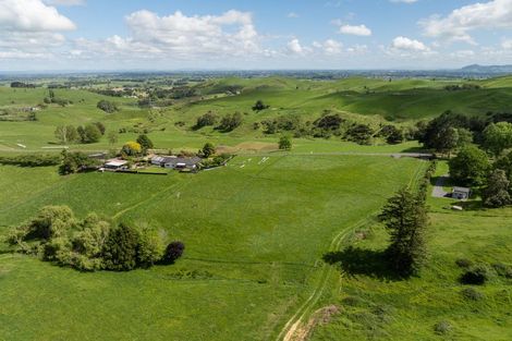 Photo of property in 70 Tirohanga Road, Rotoorangi, Cambridge, 3495