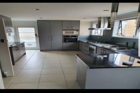 Photo of property in 25 Gifford Road, Papatoetoe, Auckland, 2025