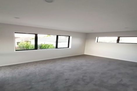 Photo of property in 117a Henderson Valley Road, Henderson, Auckland, 0612