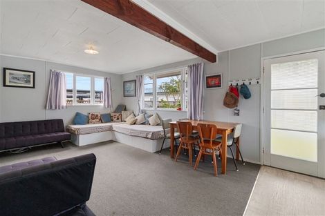 Photo of property in 609b Ocean Road, Whangamata, 3620