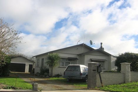 Photo of property in 2 Burns Avenue, Takaro, Palmerston North, 4412