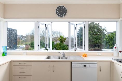 Photo of property in 2 Dunsford Mews, Hamilton Central, Hamilton, 3204