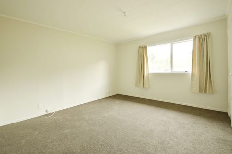Photo of property in 64 Peverill Crescent, Papatoetoe, Auckland, 2025