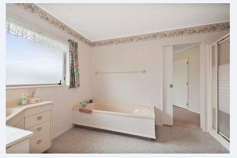 Photo of property in 10 Kingsford Mews, Hamilton East, Hamilton, 3216