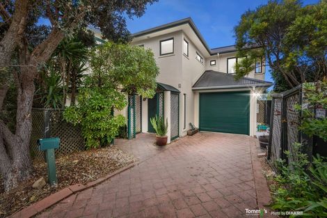 Photo of property in 3 Birkhall Grove, Strathmore Park, Wellington, 6022