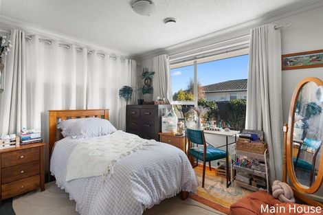 Photo of property in 18 Bidwell Place, Hillmorton, Christchurch, 8025