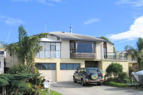 Photo of property in 15 Carmen Terrace, Snells Beach, 0920