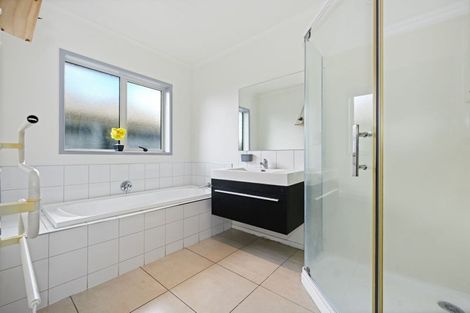 Photo of property in 25 Trauzer Place, Flagstaff, Hamilton, 3210