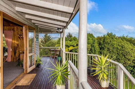 Photo of property in 104 Ringawhati Road, Otaki, 5583