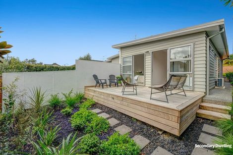 Photo of property in 113 Aberley Road, Schnapper Rock, Auckland, 0632