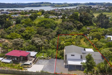 Photo of property in 8 Main Road, Raglan, 3225