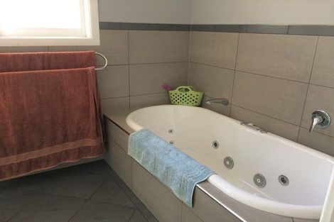 Photo of property in 18 Parsons Avenue, Levin, 5510