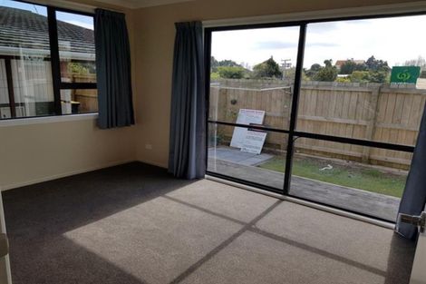 Photo of property in 3/24 Hori Street, Vogeltown, New Plymouth, 4310