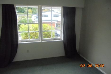 Photo of property in 16 Churton Drive, Churton Park, Wellington, 6037