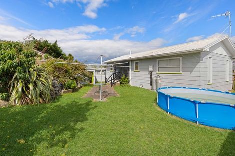 Photo of property in 61 Edinburgh Terrace, Foxton Beach, Foxton, 4815