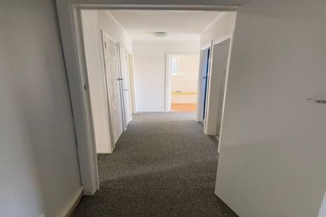 Photo of property in 36 Kamara Road, Glen Eden, Auckland, 0602