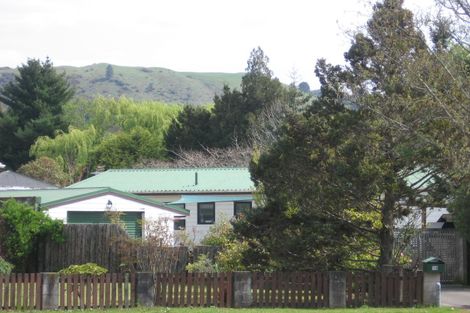 Photo of property in 12 Luke Place, Fairy Springs, Rotorua, 3015