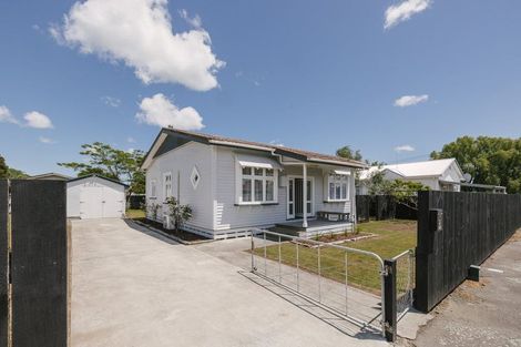 Photo of property in 2 Carey Street, Longburn, Palmerston North, 4412