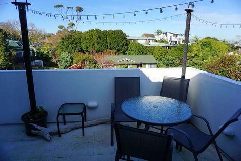Photo of property in 2/13 Markham Place, Bucklands Beach, Auckland, 2012