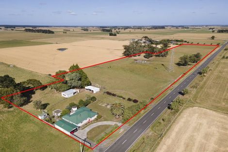 Photo of property in 561 Makirikiri Road, Marton, 4789