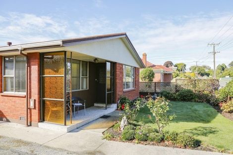 Photo of property in 19 Towey Street, Holmes Hill, Oamaru, 9401