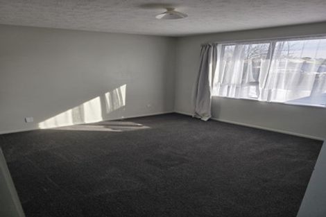 Photo of property in 128a Inwoods Close, Parklands, Christchurch, 8083