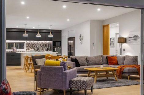 Photo of property in 2 Laing Place, Otumoetai, Tauranga, 3110