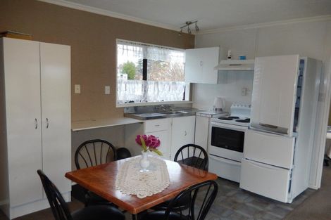 Photo of property in 5 Domain Road, Ettrick, Roxburgh, 9572