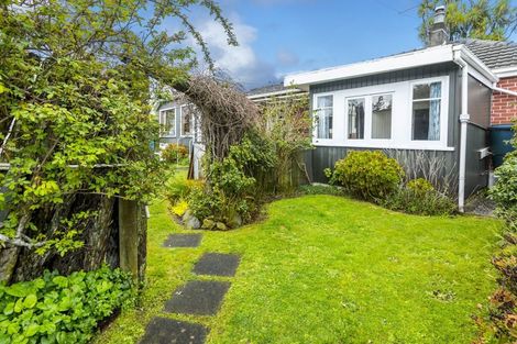 Photo of property in 11 York Avenue, Heretaunga, Upper Hutt, 5018