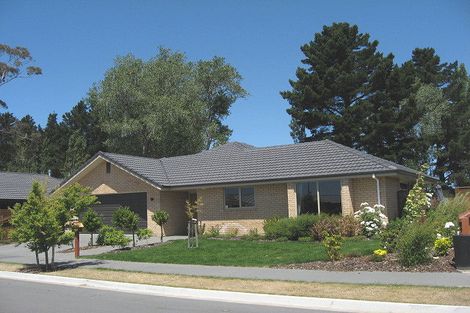 Photo of property in 11 Mataroa Place, Parklands, Christchurch, 8083