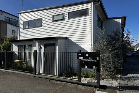 Photo of property in 14a Ropata Avenue, Point England, Auckland, 1072