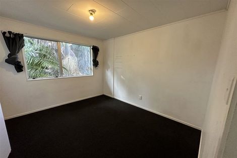 Photo of property in 10 Glenfinn Place, Massey, Auckland, 0614