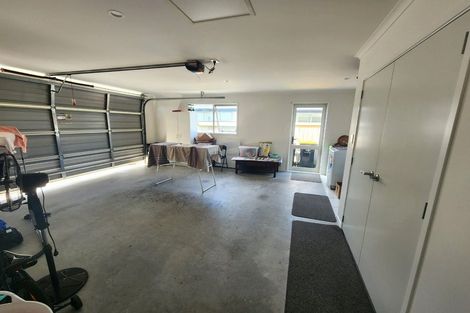 Photo of property in 19 Naeo Close, Papamoa Beach, Papamoa, 3118