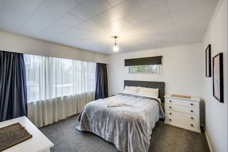 Photo of property in 9 Lowther Place, Taradale, Napier, 4112