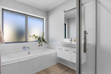 Photo of property in 26 Blue Gum Place, New Brighton, Christchurch, 8083