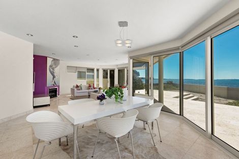 Photo of property in 26 Tiri Road, Milford, Auckland, 0620