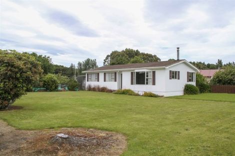 Photo of property in 68 Clifden Highway, Tuatapere, 9691